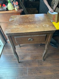 1920’s Singer Model 66 Redeye Sewing Machine