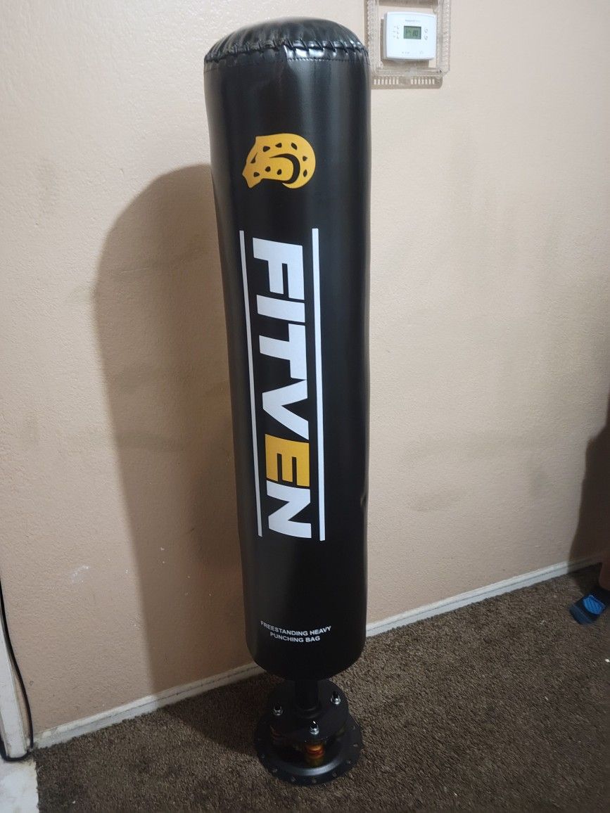 NO BASE. New Fitven Punching Bag