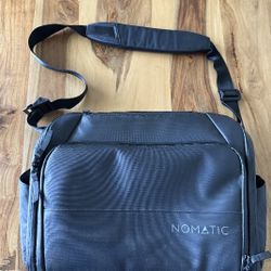 Nomatic Laptop Bag / messenger Bag 