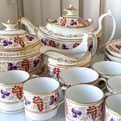 Antique Coalport Thomas Rose Bone China Tea Service Hand-painted with Purple Vines and Grapes circa 1800