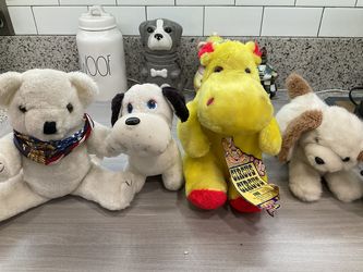 BUNDLE OF FOUR VINTAGE PLUSHIES