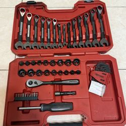 Craftsman  56-piece Universal Master Mechanic’s Tool Set like New