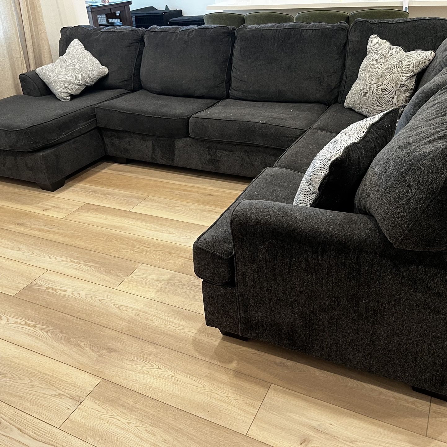 Calvin slate 3 piece sectional with right arm facing chaise discount