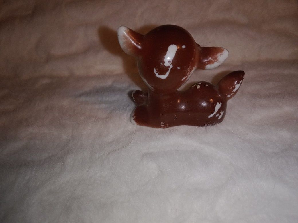 Vintage Deer Figurine with Baby Fawn on Chain Leash, Porcelain Ceramic Deer Figure 1950's Japan Bow Tie Anthropomorphic Animal Fawn Figurine