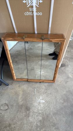 Used Medicine cabinet
