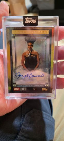 Topps Marvel Studios Ramonda Autograph Card 1/1