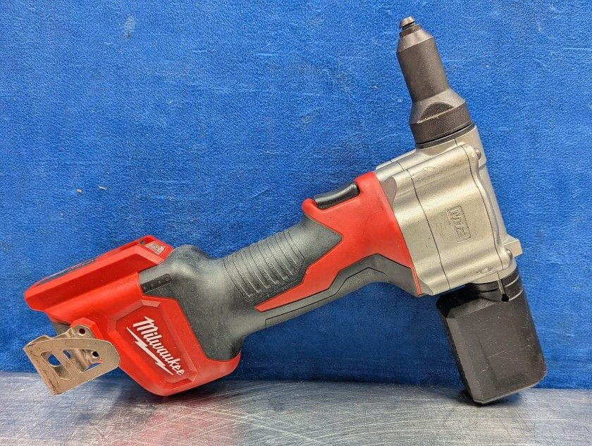 Milwaukee 2550-20