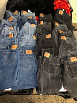 22 pairs of Levi’s 501 $80