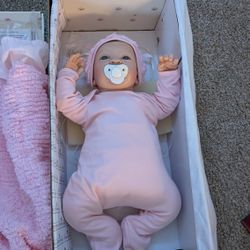 The Ashton-Drake Galleries Life Like Baby Doll