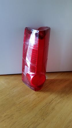 1969 Pontiac lemans/tempest wagon taillight lens