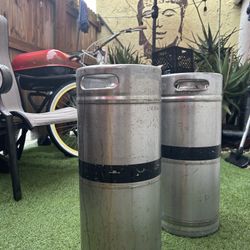 2 Pony Kegs For Sale‼️ $75🍺🤪🫣