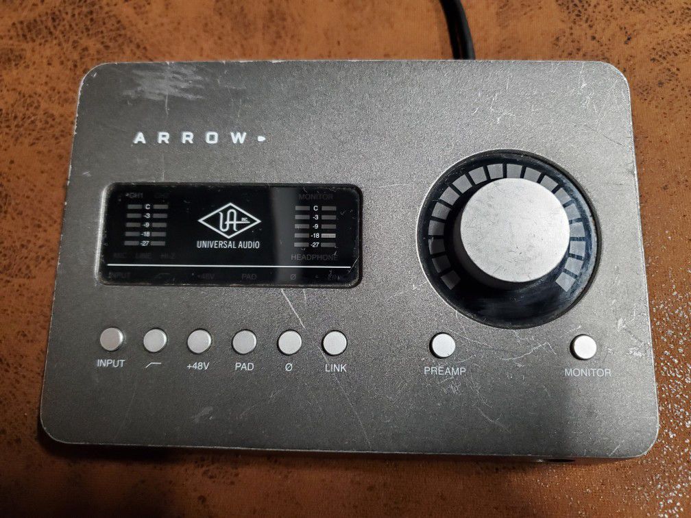 UAD Apollo Arrow Mac or Windows Thunderbolt