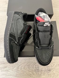 Travis Scott Black Phantom