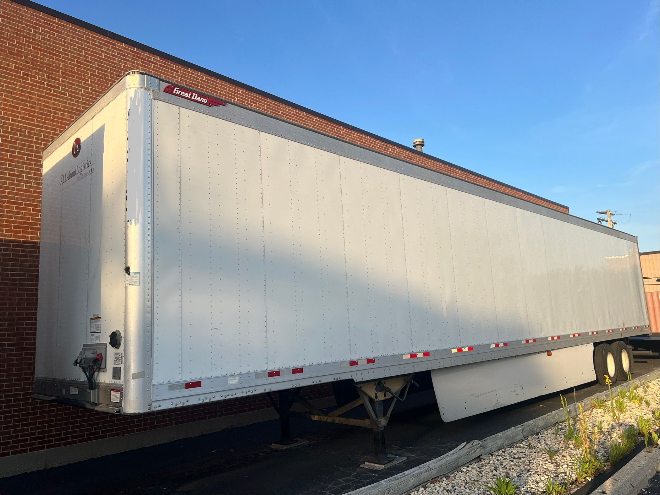 Dry Van Trailers