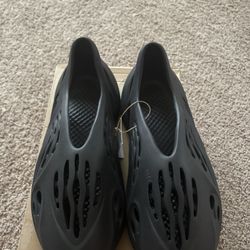 Adidas Foam Runner “Onyx” Size 13 Men’s 