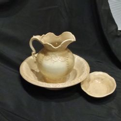 Antiquue Arnels Pitcher Abd Wash Bowl