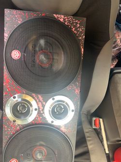 HALF RACK PORTABLE SPEAKERS