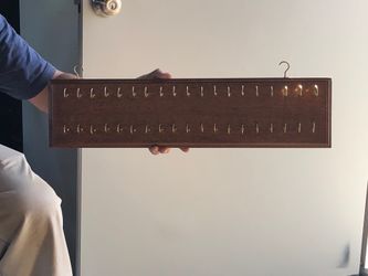 Key hangers