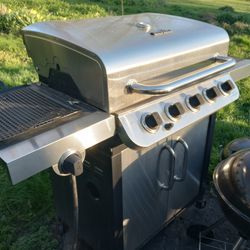 Barbeque Grill With Side Burner - Cash Only