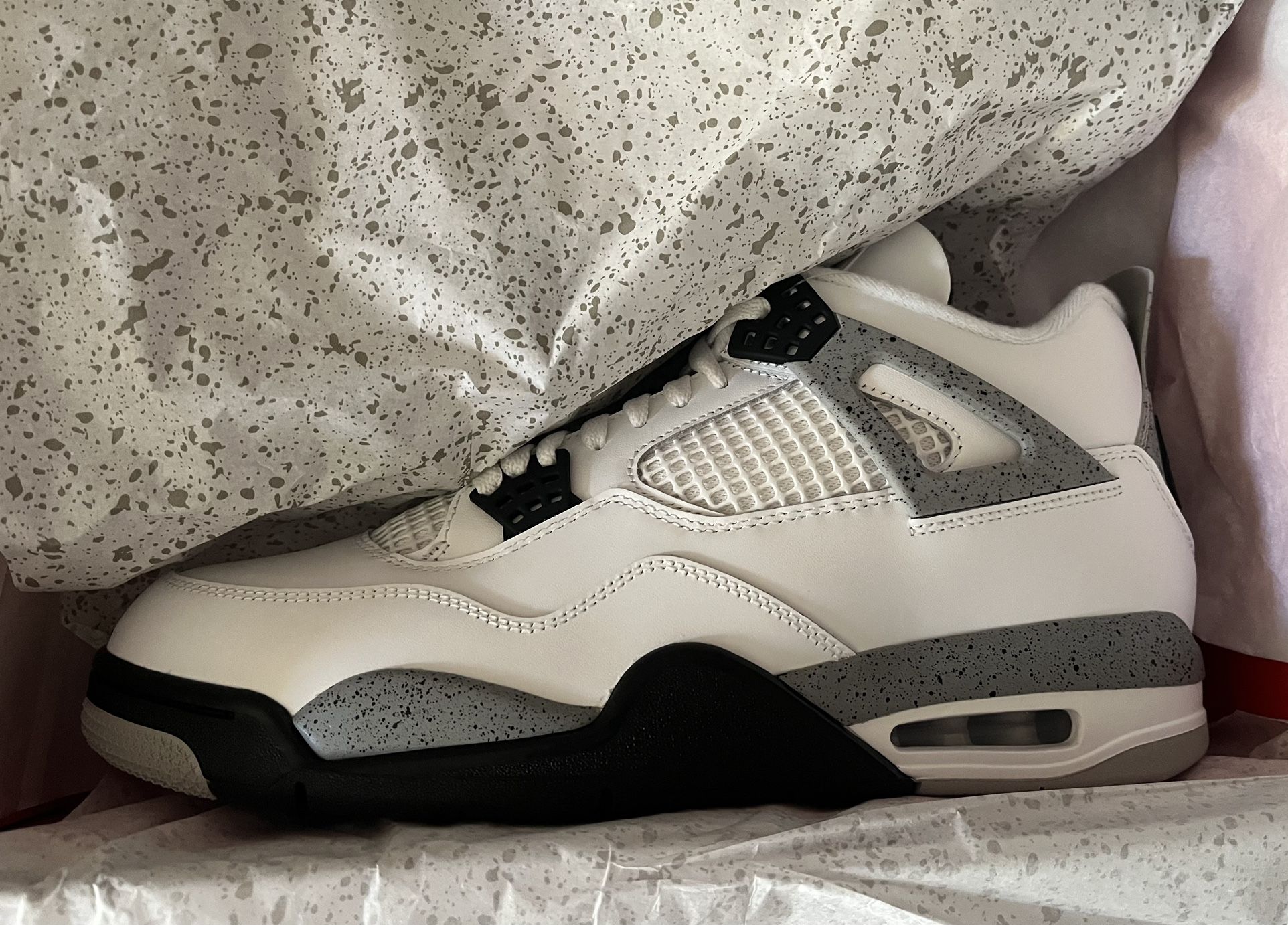 Jordan 4 Retro White Cement 2025 Men’s Size 12 New DS