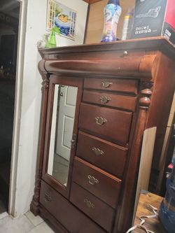 Muebles de madera elegante