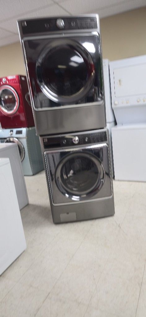 Washer And Dryer Kenmore Electric Stacable Delivery Extra Charger