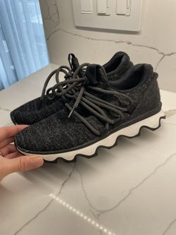 sorel sneackers size 7