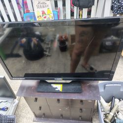 35 Inch TV