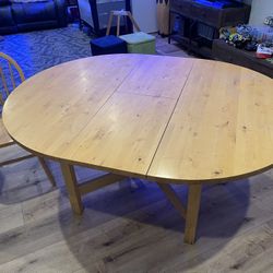 Wood dining table 