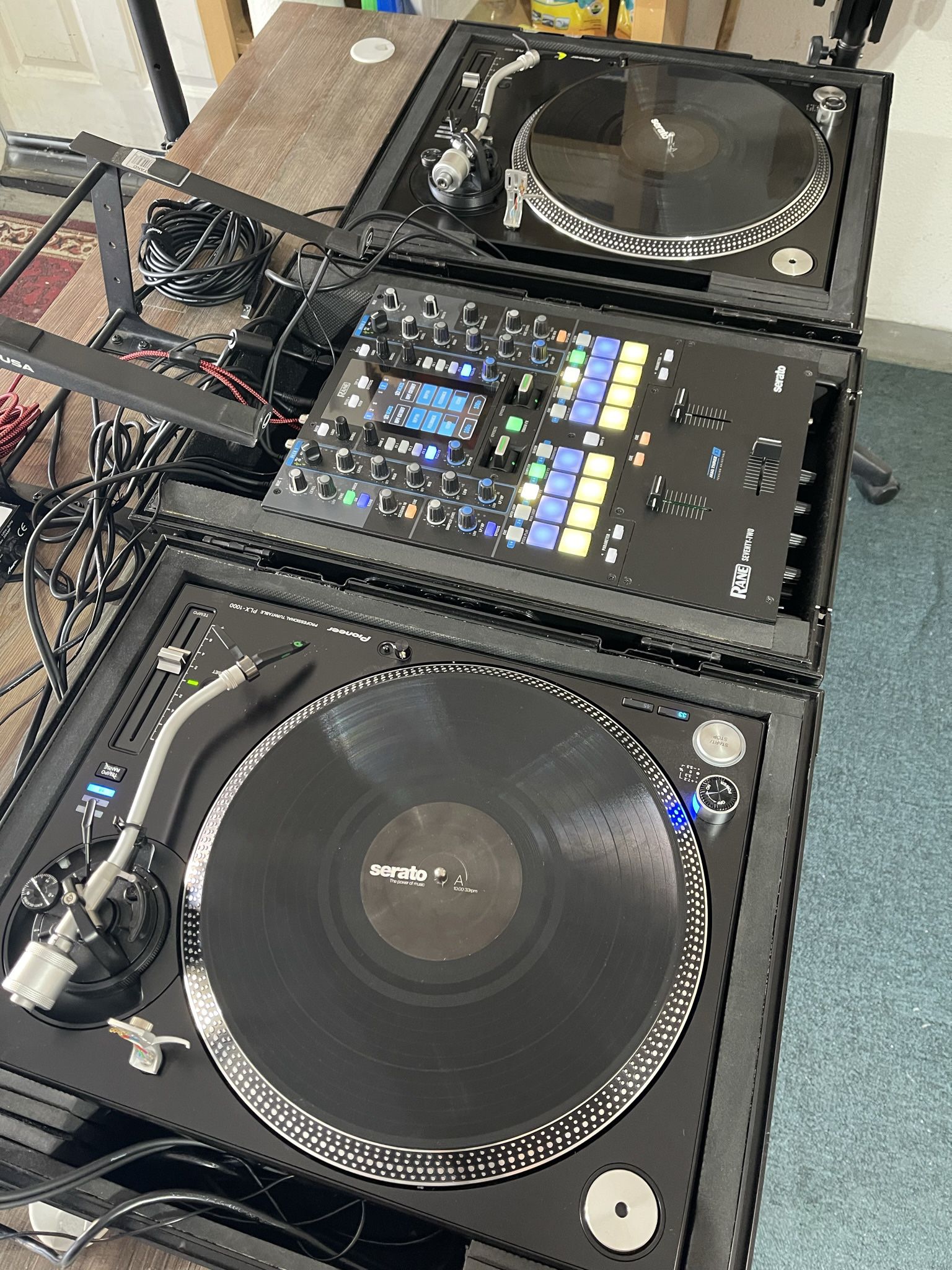 DJ Rane Seventy two  Mixer With Pioneer PLX-1000 Pair 