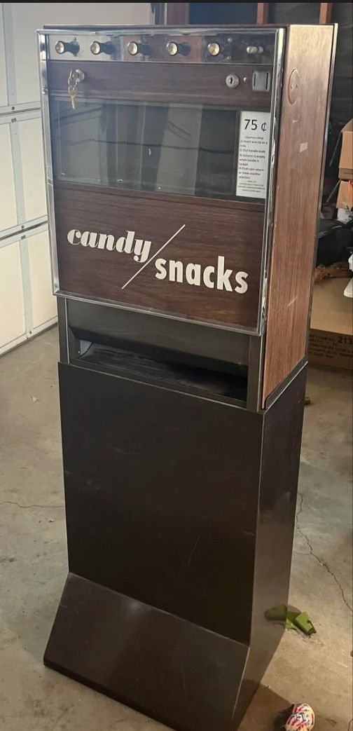 Vintage Candy Bar Machine 