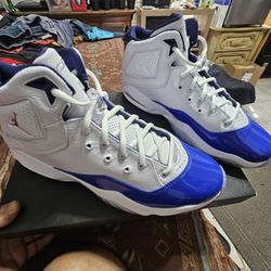 Nike Jordan B'LOYAL  Size 13