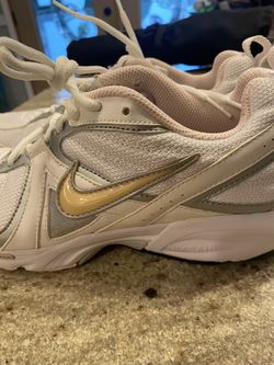 Nike Women’s Shoes Size 8.5