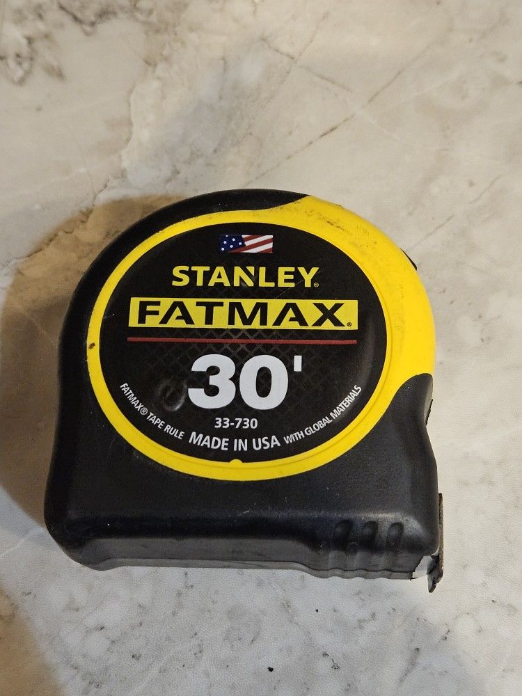 Stanley FatMax 30 ft. L X 1.25 in. W Tape Measure 1 pk