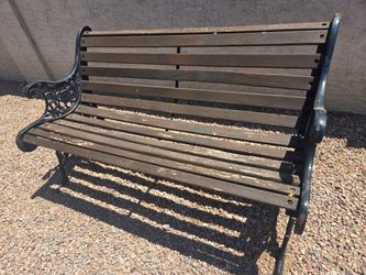 Outdoor Wood & Cast Iron Bench Porch Backyard Park Sitting Seat Chair Vintage Black & Brown. Nothing broken, could use a sanding and staining again. T