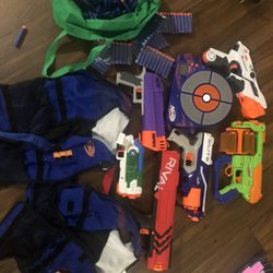 NERF TOY LOT INCLUDING Guns Ammonia Vests Etc