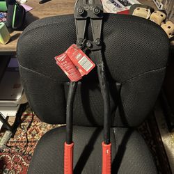 Milwaukee Bolt Cutters
