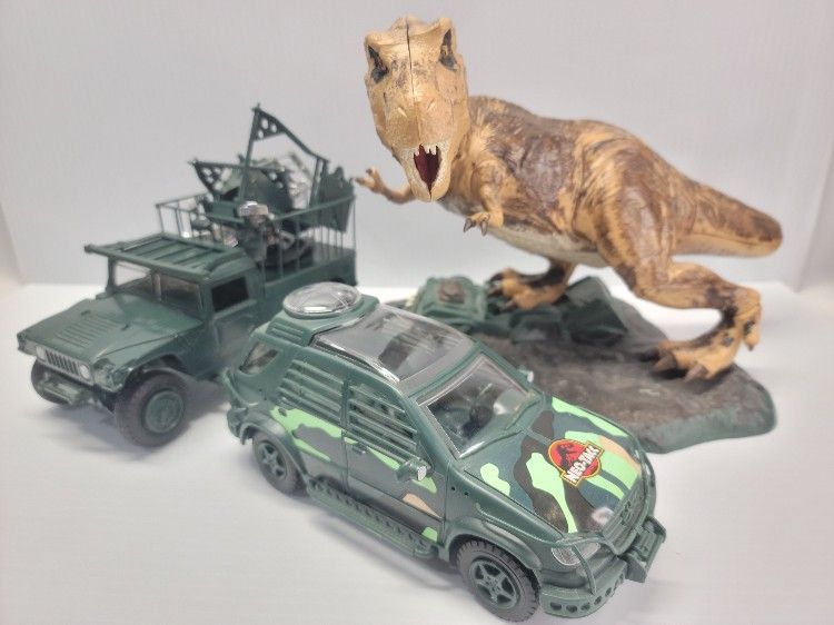 1997 Jurassic Park Original Models T-Rex Humvee Mercedes