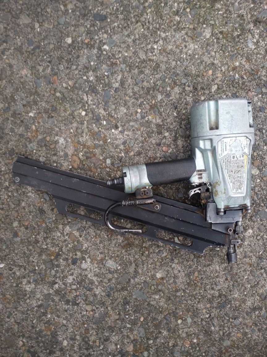 Metabo Hitachi Framing Nailer. Depth Adjust. Good Condition. For Pickup