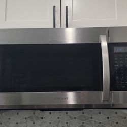 Samsung Microwave - Model MC17T8000CS