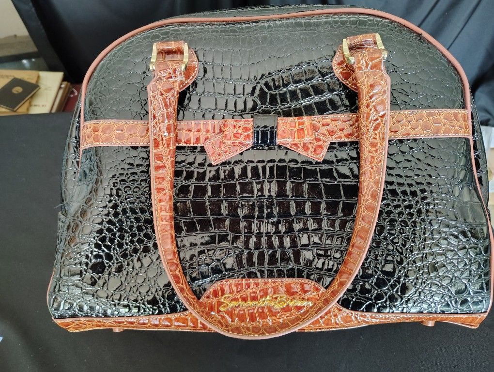 Samantha Brown Luggage