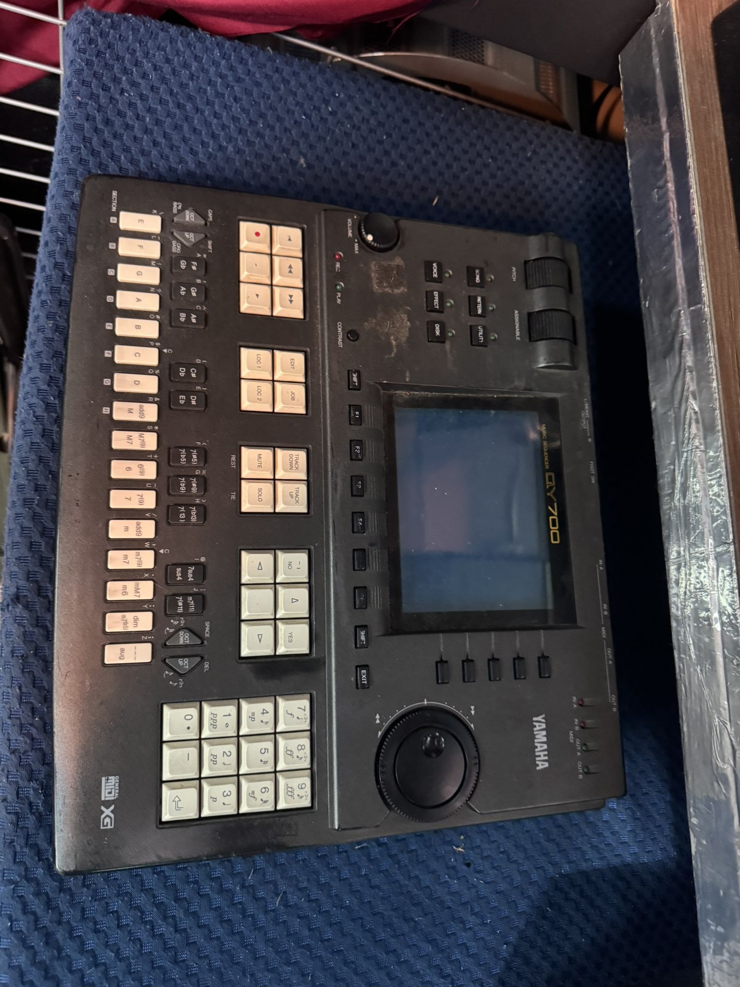 Yamaha music sequencer QY700