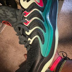 KD 17 Nike MENS SIZE 11 NEW DEADSTOCK Sneakers