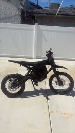 Rawrr Mantis R17 72V Emoto