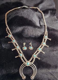 Vintage 1960’s or 70’s Navajo squash blossom and earring set