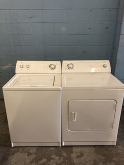 Matching Whirlpool Washer Dryer Pair