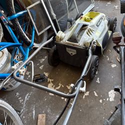 Free Free Lawn Mover