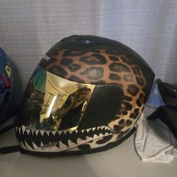 Icon Airframe Sauvage Leopard Helmet - size XS