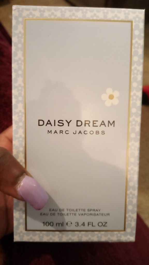 Daisy Dream Perfume 💞