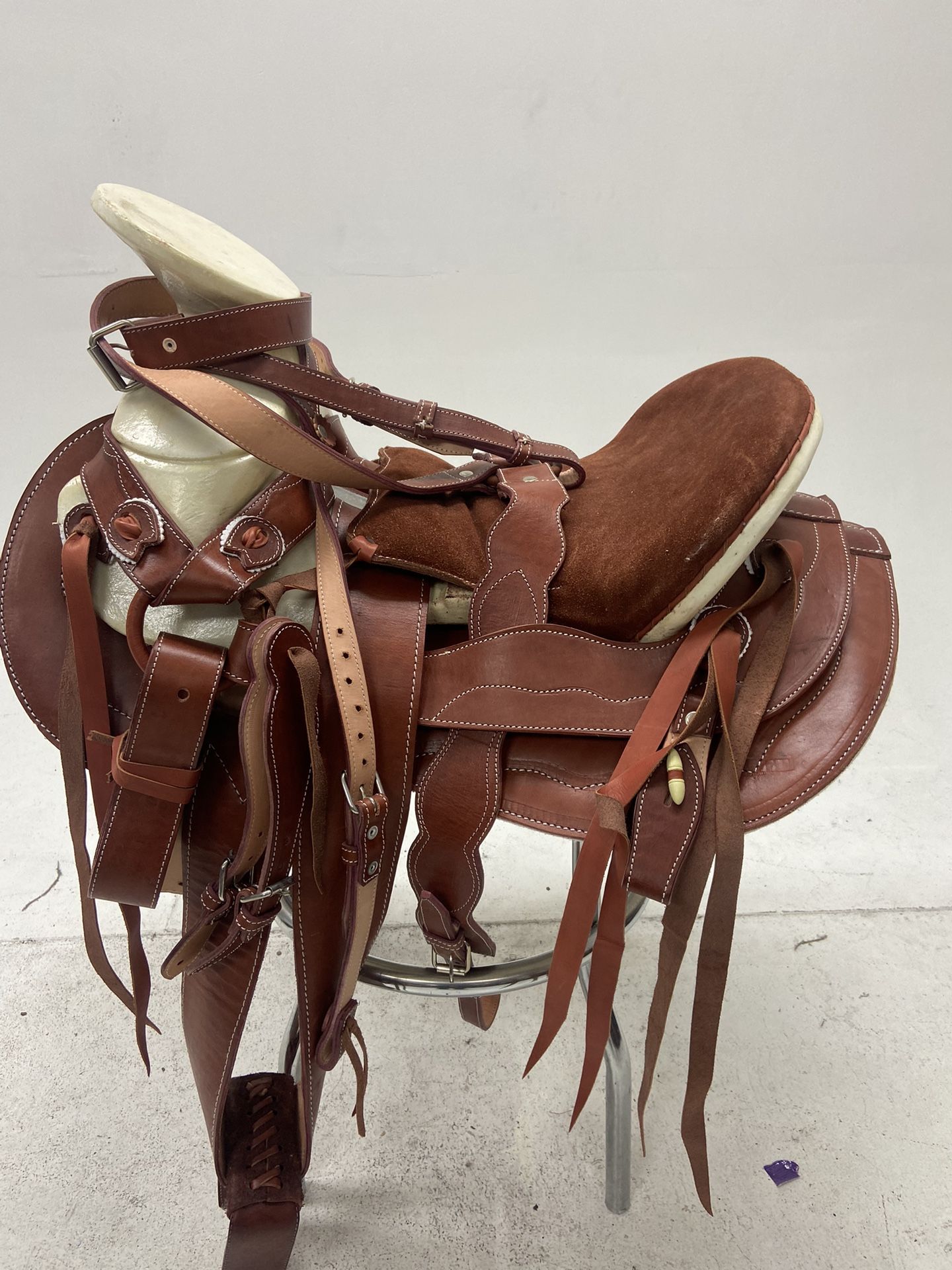 Nueva Montura Charra De Cuero Sin Cantinas